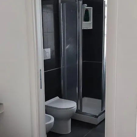 לינה וארוחת בוקר A Casa Di Leo טרקיניה