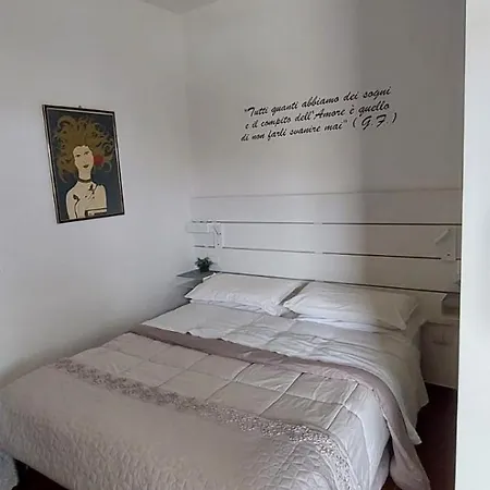 לינה וארוחת בוקר A Casa Di Leo