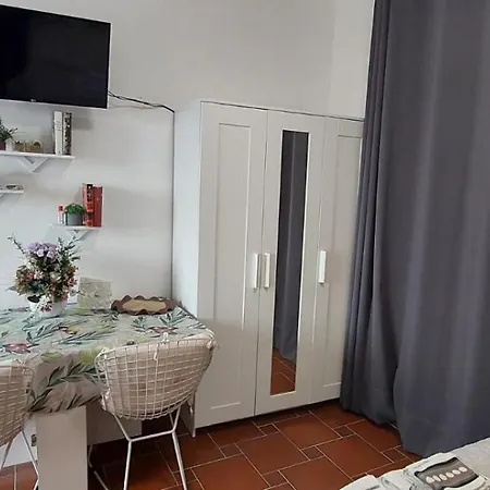A Casa Di Leo לינה וארוחת בוקר