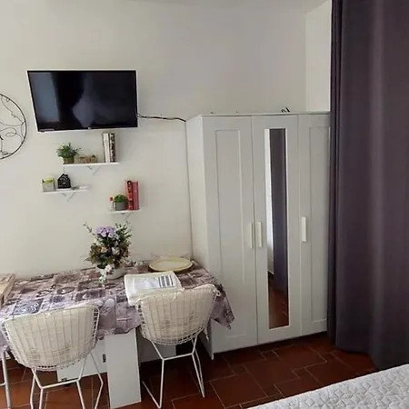 לינה וארוחת בוקר A Casa Di Leo